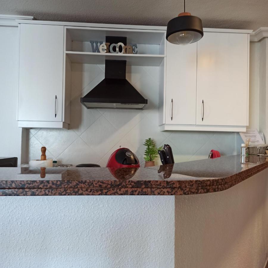Apartamento En 1ª Linea Con Piscina アリカンテ エクステリア 写真
