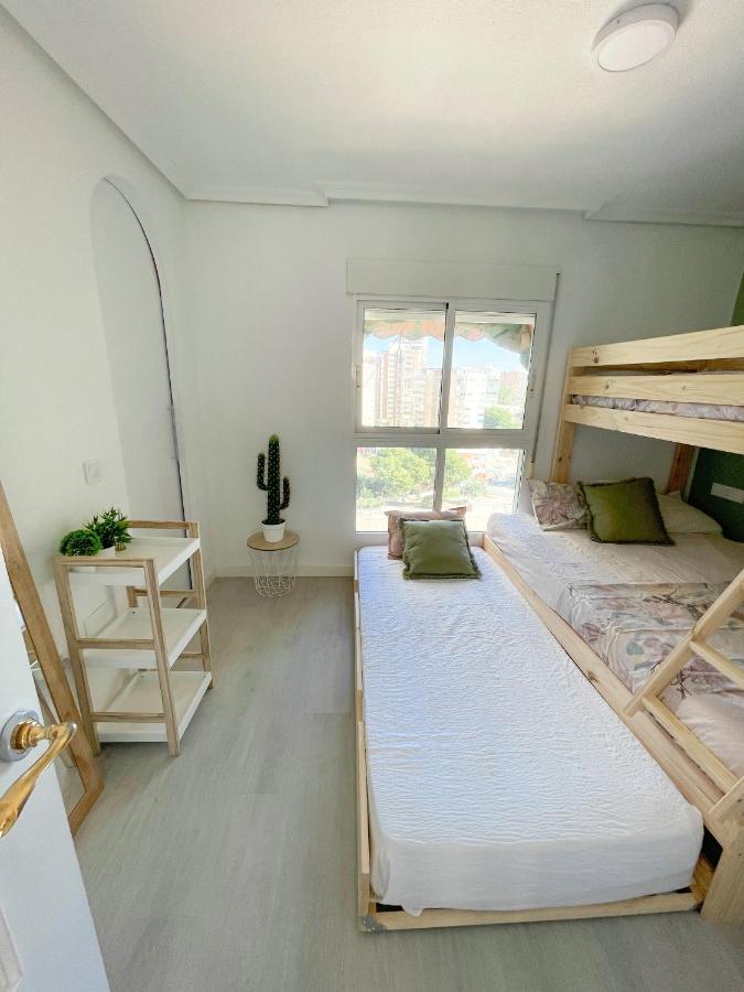 Apartamento En 1ª Linea Con Piscina アリカンテ エクステリア 写真